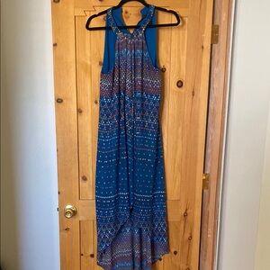 Blue Patterned Halter Dress
EUC worn twice